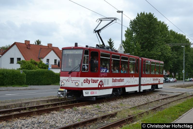 Bild: TW 522 auf der Betriebsstrecke Marie-Elise-Kayser-Str.