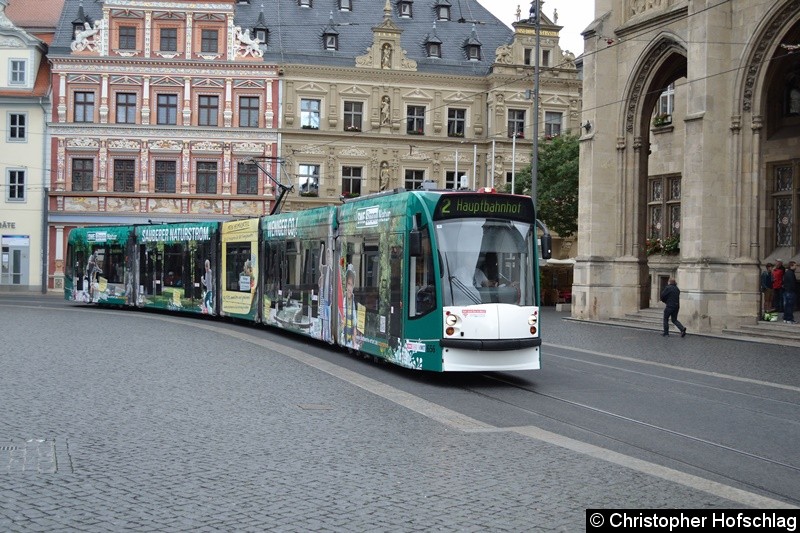 Bild: TW 656 als Linie 2 bei der Einfahrt in die Haltestelle Fischmarkt.