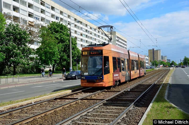 Bild: 1105 als Linie 9 kurz vor der Haltestelle Härtelstr.