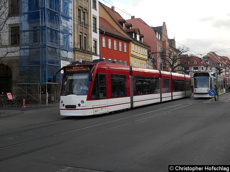 Bild: TW 627 am Hauptbahnhof.