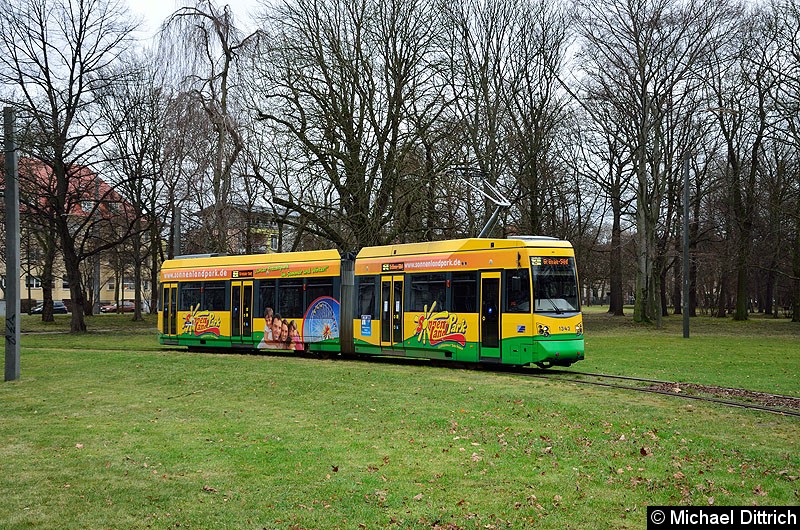 Bild: 1343 als Linie 2 in der Wendeschleife Naunhofer Str.