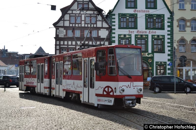 Bild: TW 520 als Stadtrundfahrt am Domplatz.