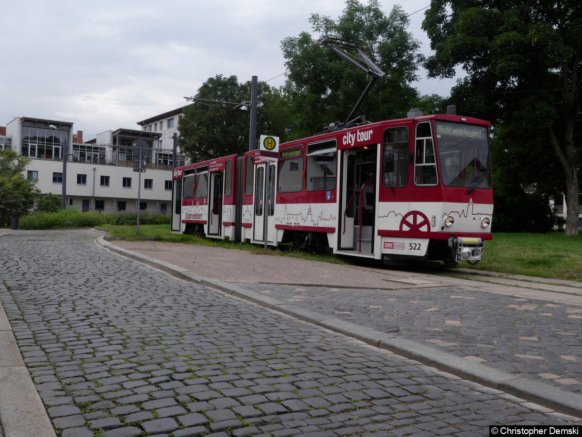 Bild: TW 522 in der Domplatz,Schleife