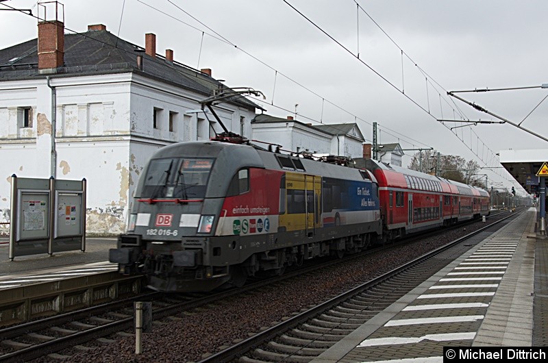 Bild: BR 182 016-6 als BR80/S2 in Jüterbog.