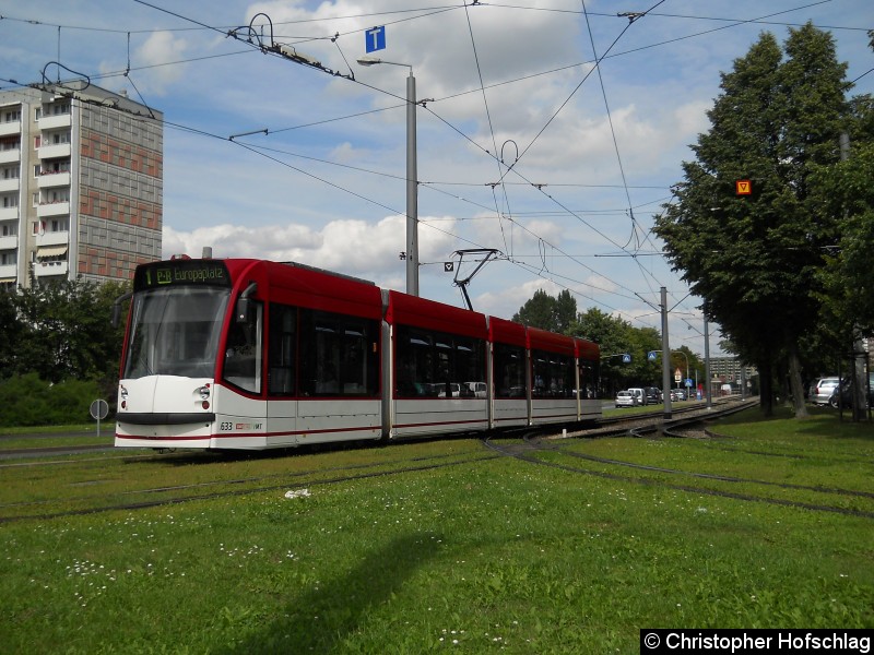 Bild: Auf dem Weg zur Haltestelle Warschauer Straße.