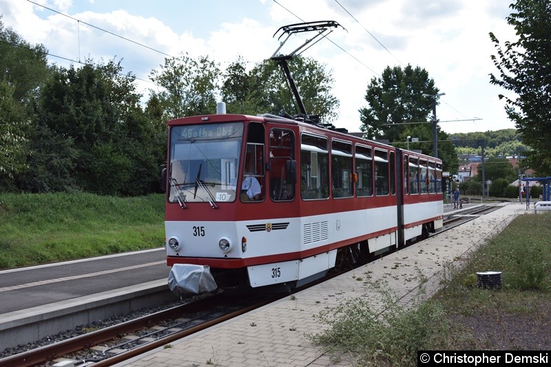 Bild: TW 315 am Gleisdreieck Waltershausen