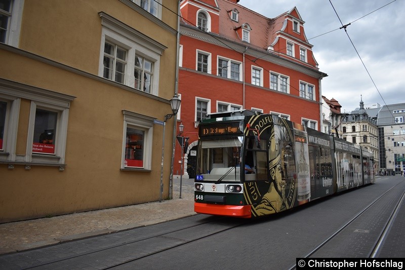 Bild: TW 648 beim Verlassen der Haltestelle Marktplatz