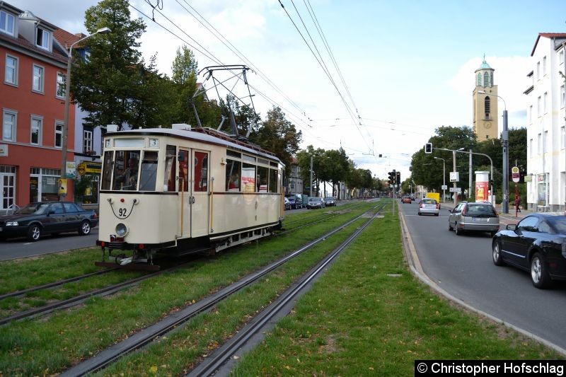 Bild: HTW 92 als Sonderfahrt in der Magdeburger Allee.