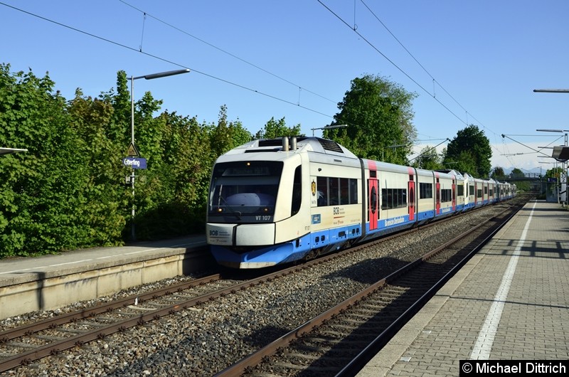 Bild: VT 107 der BOB auf dem Weg nach München Hbf. in Otterfing.