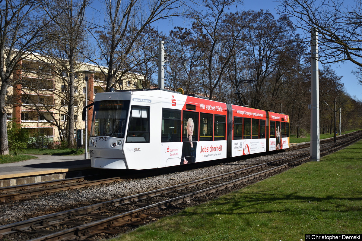 Tw 212 als Linie 3 an der Endstelle Lusan/Zeulsdorf.